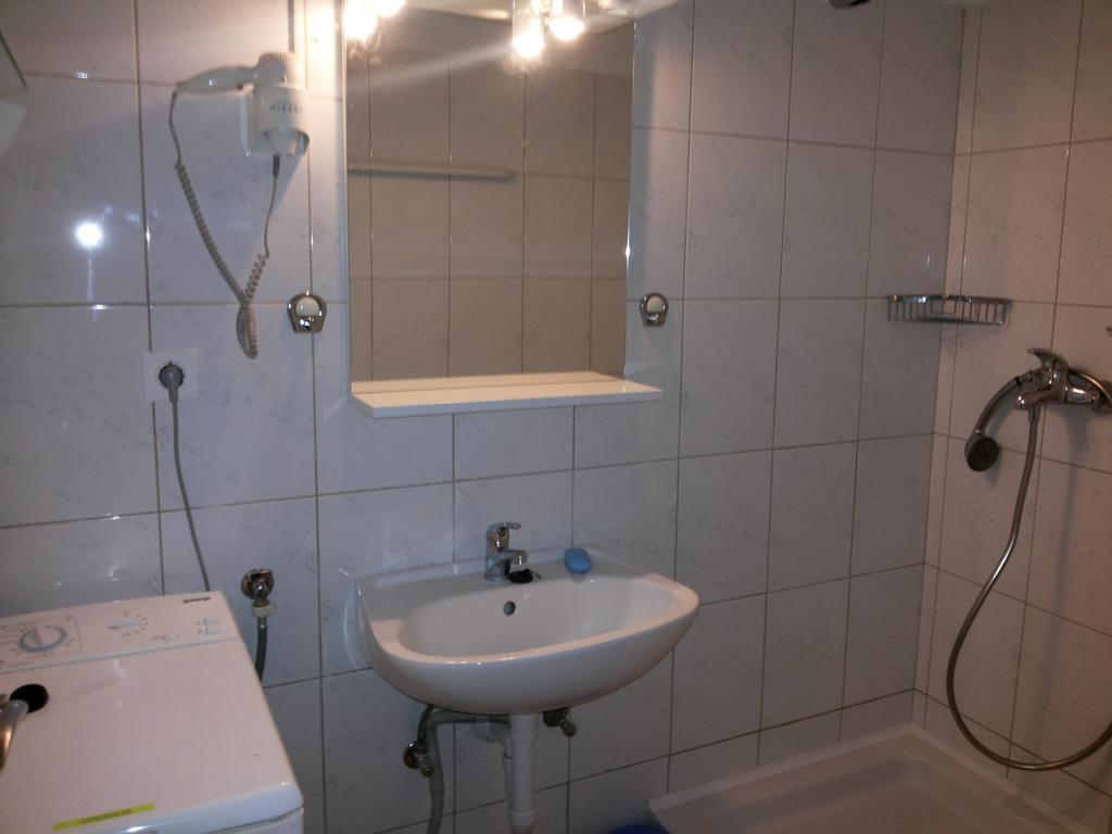 Holiday Home Apartment Tedo Klek Eksteriør billede