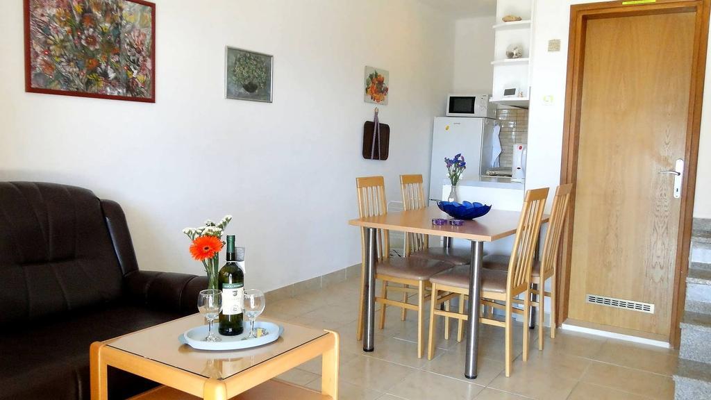 Holiday Home Apartment Tedo Klek Eksteriør billede