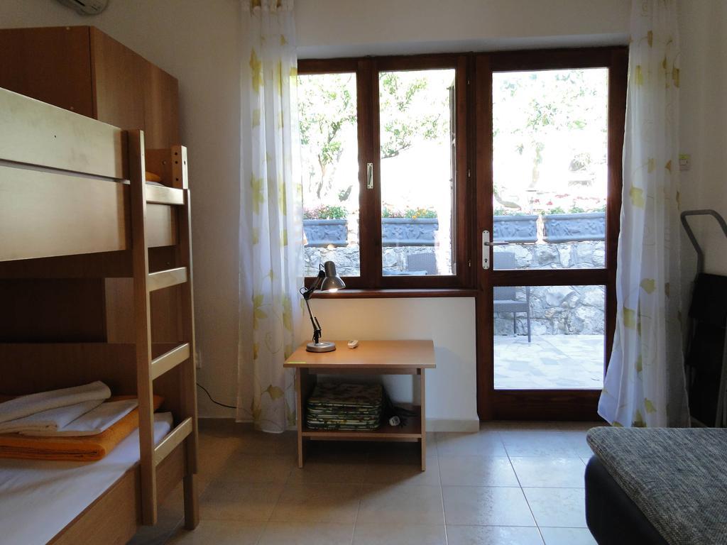 Holiday Home Apartment Tedo Klek Eksteriør billede